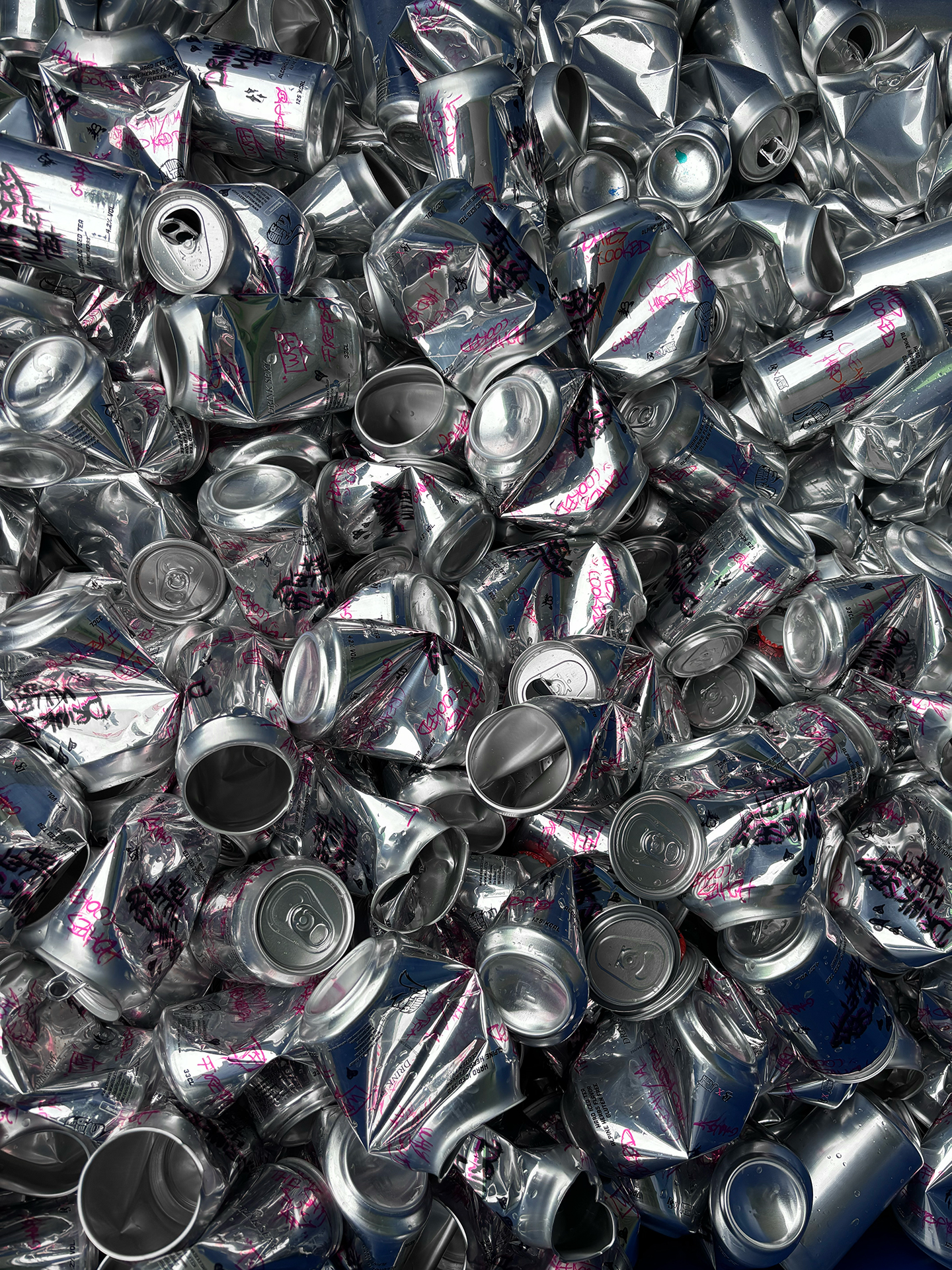 DS x Mullet Tea– Crushed Can Installation